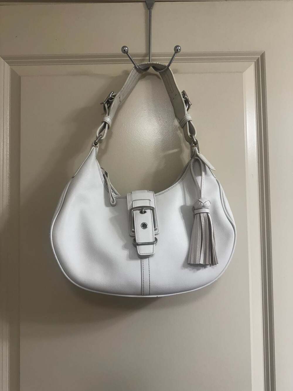 ✨ Y2K Coach A050-7548 White Leather Hobo Bag ✨